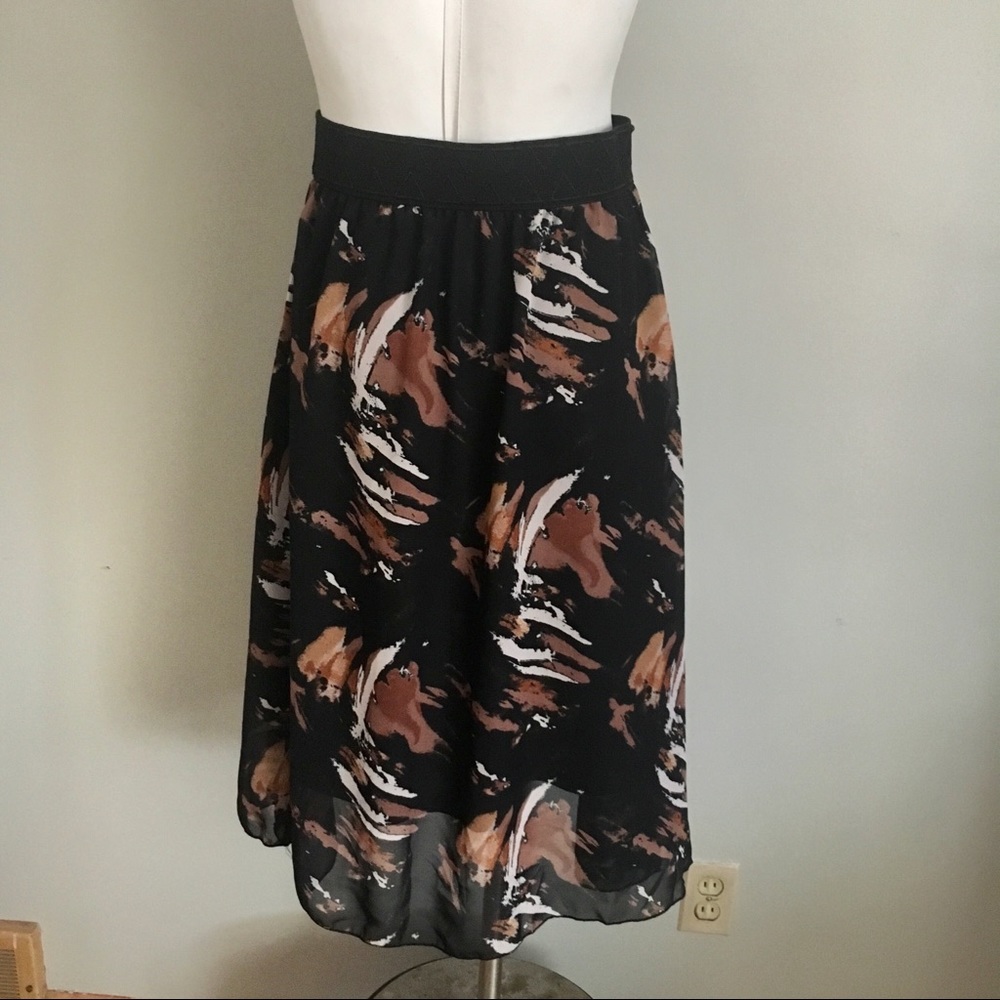 LuLaRoe Lola Skirt - Picture 5 of 7